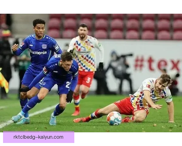 诺丁汉定位球表现稳健,近期战术执行力持续提升 诺丁汉定位球表现稳健,近期战术执行力持续提升